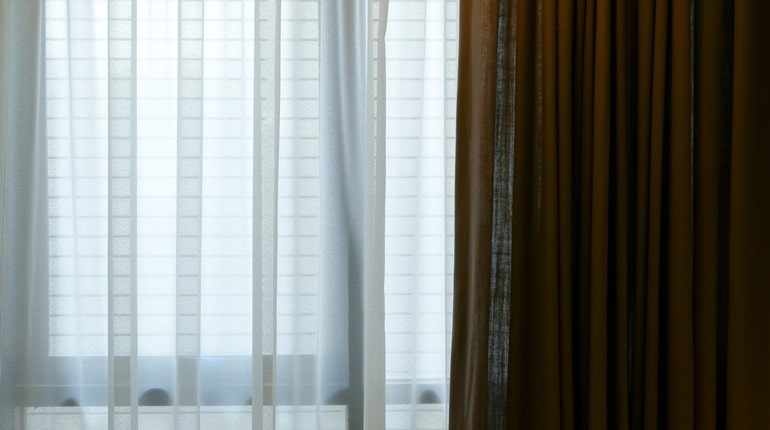 match blinds with sheer curtains