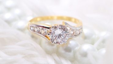 save thousands on engagement ring