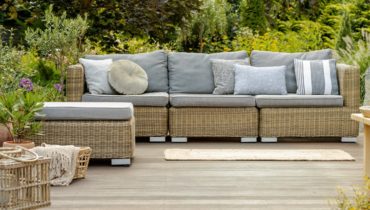 looking for a great outdoor sofa