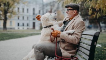 5 Tips for Helping a Senior Who Feels Lonely