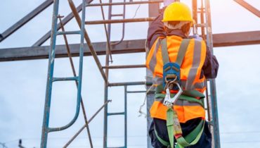 prevent falls from ladders and scaffolds
